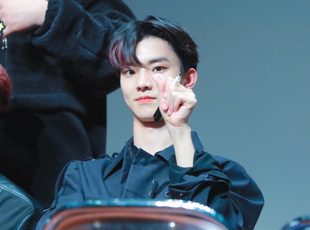 idk i find it calming and therapeutic skskdkdm is it just me