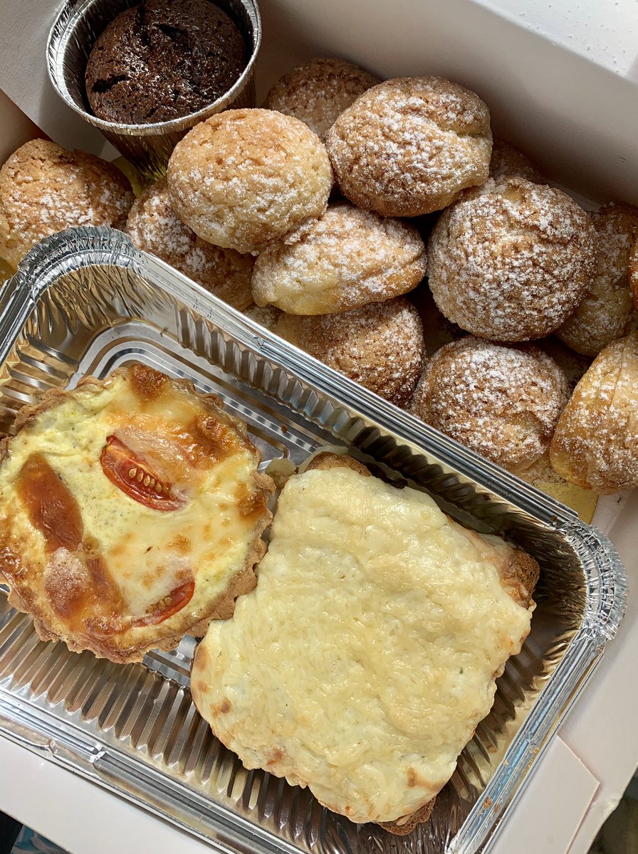 Bonjouuuuur les meilleurs 🥰. Esseu duñu meye brunch pour fexeul xool yi. Nous sentons que vous méritez d’être chouchoutés. https://t.co/wxryhyP7LP