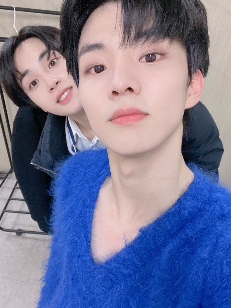 idk i find it calming and therapeutic skskdkdm is it just me