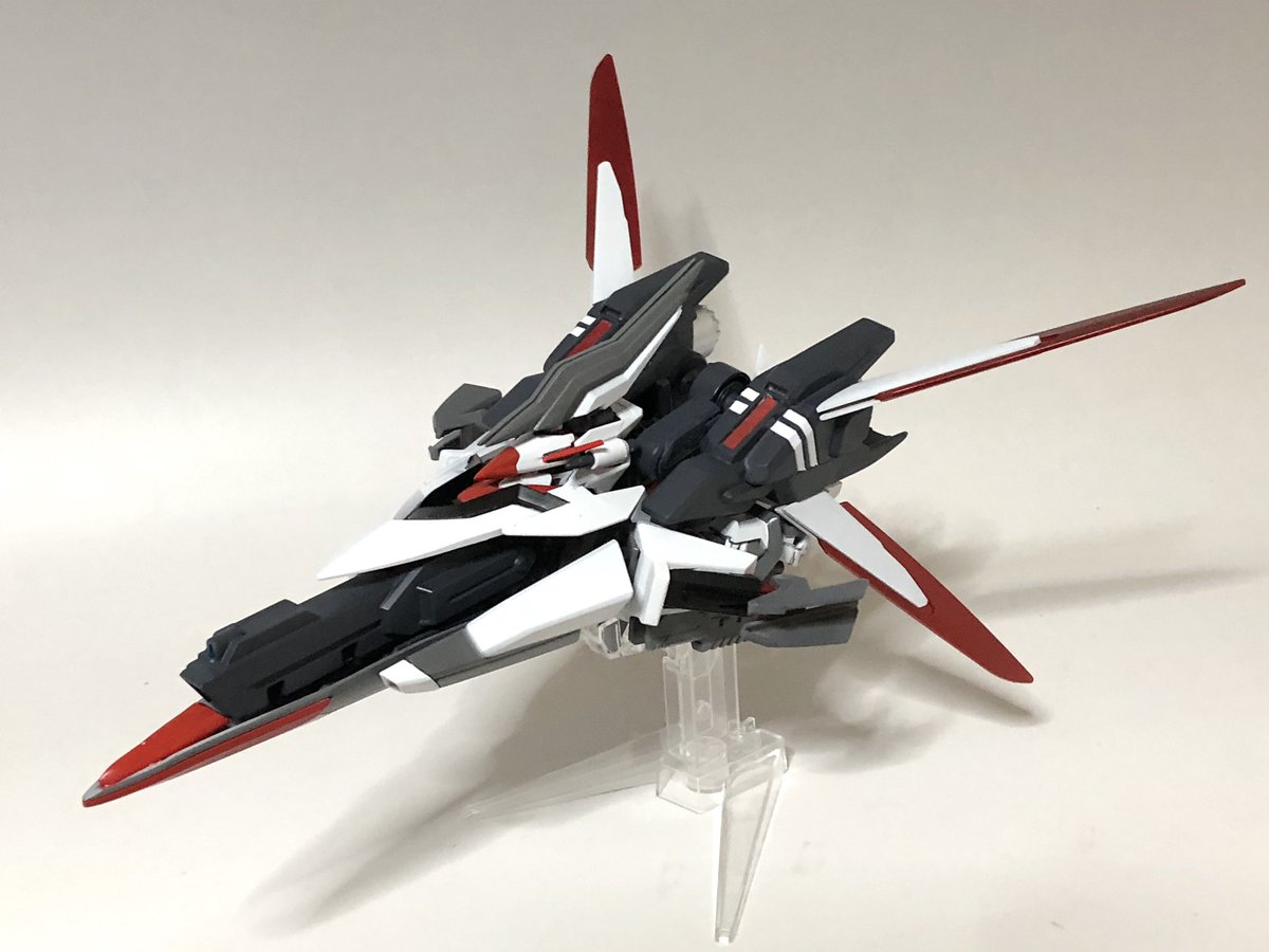 ayaka_works's tweet photo. Carnival参戦LBX!
LBX ドットブラスライダー
余裕のあるブロウラーフレームに可変機構を盛り込んだブラスライザーのバリエーション機。
ウェイブライダーモードでは高機動戦闘や他機の運搬も可能。
#LBX
#ダンボール戦機
#LBXVCarnival https://t.co/ovJfgRg2z6