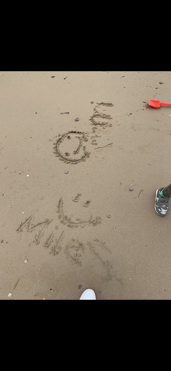 Danielle12smith's tweet photo. @FVAYR1 - miles had so much fun finding his own shells on the beach, we were lucky enough to have the whole beach to ourselves 🏖 https://t.co/5eot36ni7P