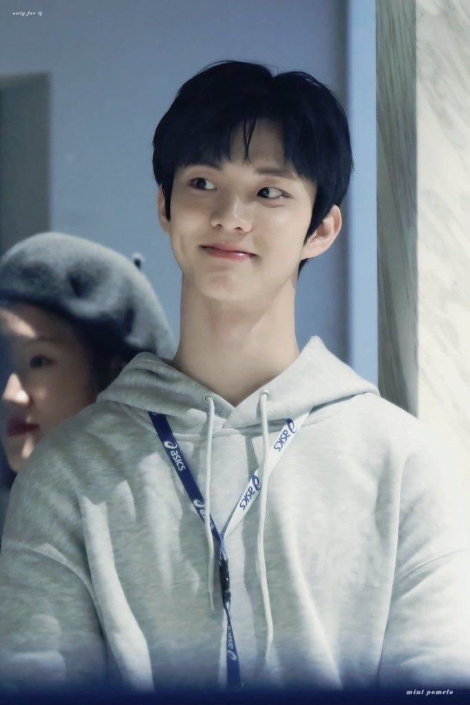 idk i find it calming and therapeutic skskdkdm is it just me