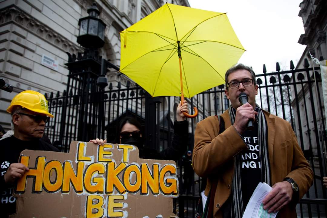 benedictrogers's tweet photo. #HongKongers: 

Be assured I and my friends will continue to carry our yellow umbrellas for you, in our hearts and in our actions 

Thank you for your incredible, inspirational, extraordinary courage

❤️ https://t.co/QKVMs8WW9f