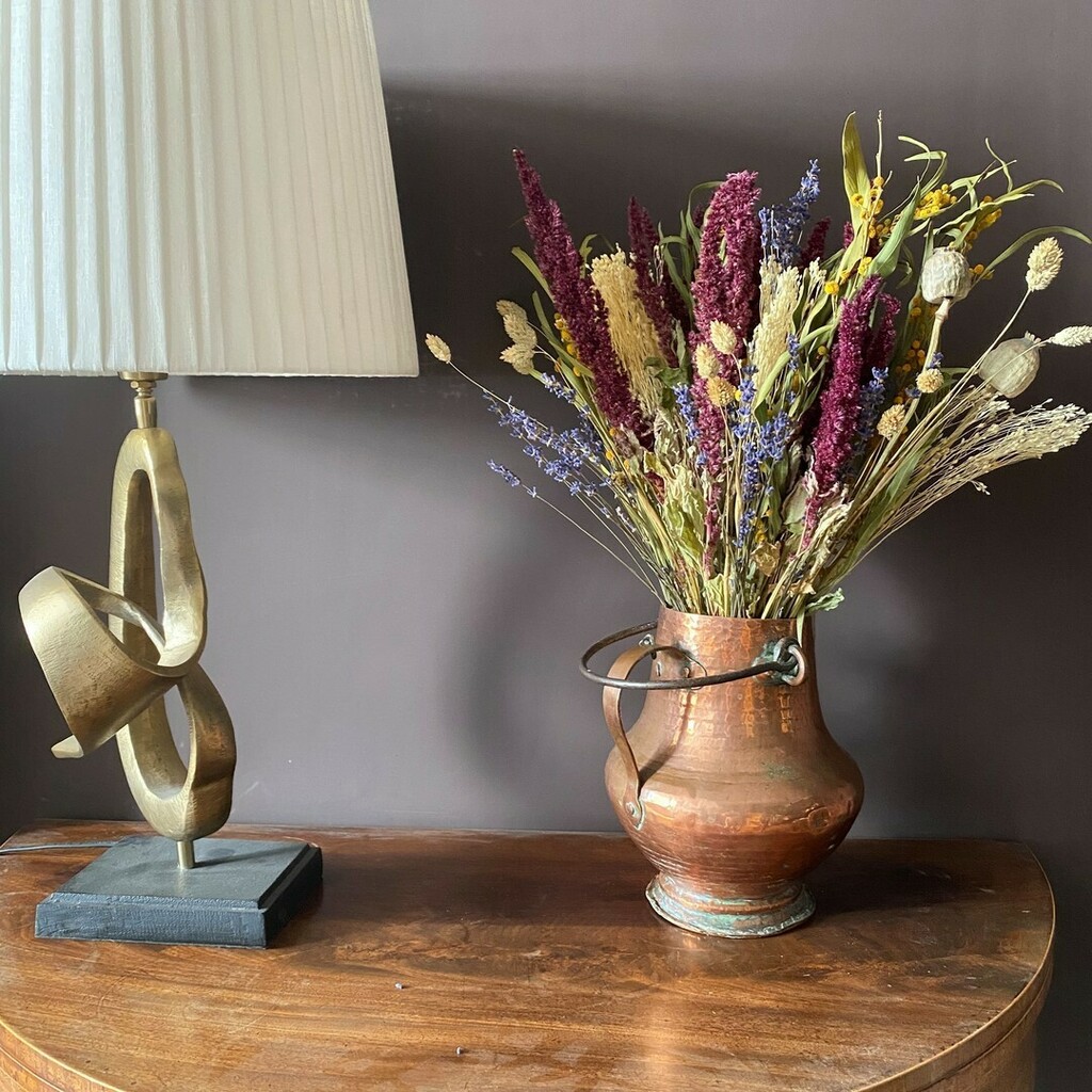 dulwichdelivers's tweet photo. "We are green-fingered cousins living in Brockley and Ladywell and have recently launched our business selling dehydrated wildflower arrangements (which will last for years if properly looked after). Whether you're looking for a longer-lasting alternativ… https://t.co/jBWWrTcKdf https://t.co/Diq0br550y