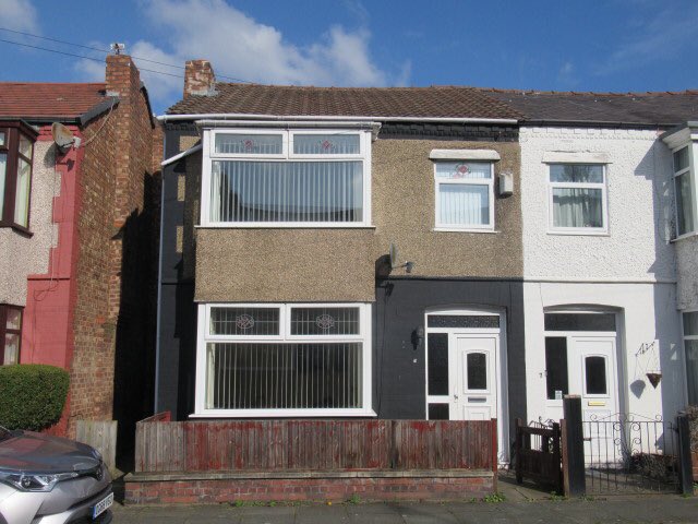 SASproperty's tweet photo. Our first #ONLINEAUCTION is now underway and 5 Briardale Road, Bebington which is Lot 1 has just sold for in excess of 20% over the reserve price. A great result! #onlineauction #remotebidding #propertyauction #auctionsuccess https://t.co/7pXSPdfX7N