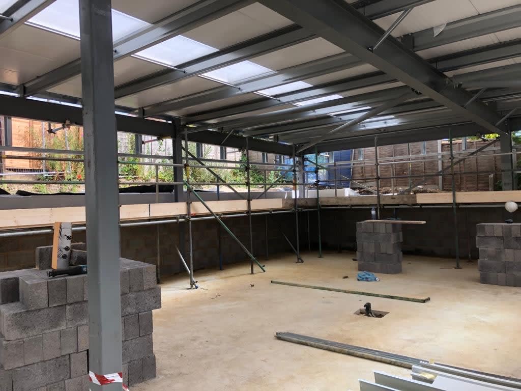 Calling Contractors of all sizes
P and O Scaffolding Services
Call for a quote; 01903 898878

#Sussex #Brighton #Worthing #Chichester
#Scaffold #Warehouses