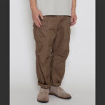 MASUYA1997's tweet photo. 今月からスタートするCORONAの新ブランド「FATIGUE SLACKS」。先日からご紹介してきた着用動画ですが、今回は『 #FP005 “COMBAT SLACKS” 』『 #FP006 “JUNGLE SLACK” 』『 #FP007 “EX-48 SLACK” 』を一気にUP！ぜひチェックしてみてください。

https://t.co/KKQZljMCls https://t.co/YuMvnmogal