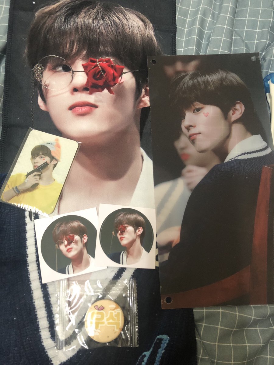 WTS  #WOOSEOK Slogan full set•Still new I've never wear it / play with it except for the standee•Freegift included•RM80