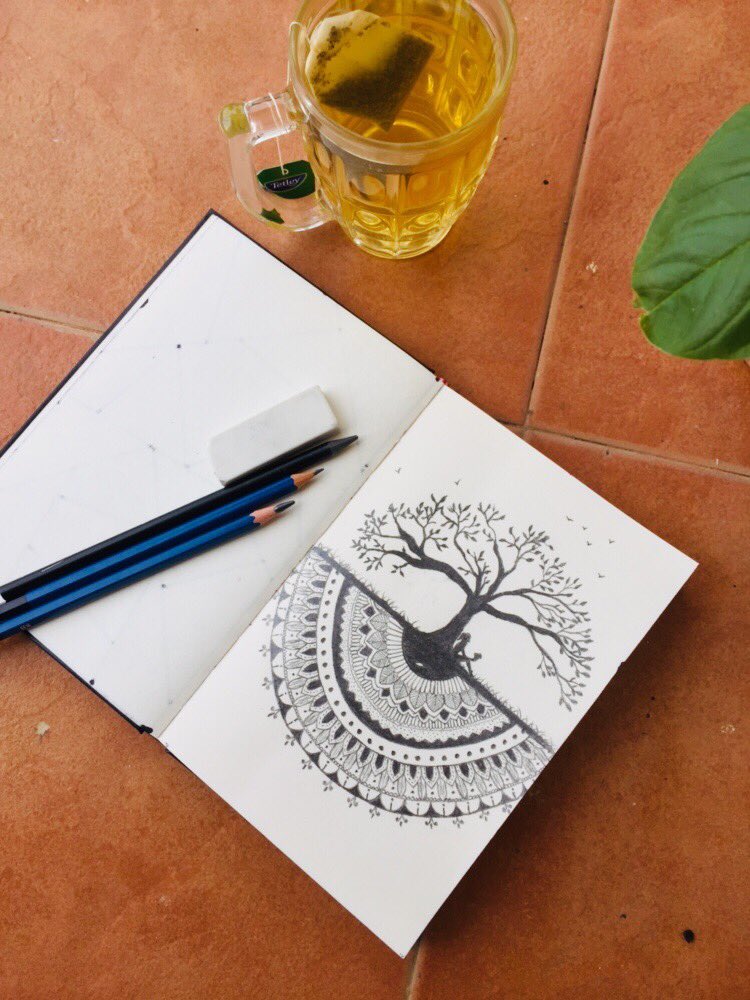 abithuu's tweet photo. My only Goal in Life right now is to be Genuinely HÀPPŸ. #happyme #pencilart #daywork #lovemyself #lifegoal #moreintoart #startover #forgettingtheworldforawhile #ToBeContinued https://t.co/WmHxJwaff1