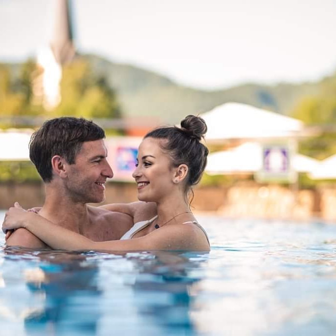 Preživite vaš oddih v objemu narave Term Dobrna💚 Vikend paket z možnostjo aktivnega preživljanja prostega časa. Vikend paket tudi z možnostjo koriščenja turističnih bonov. Več: terme-dobrna.si/paket/vikend-p…