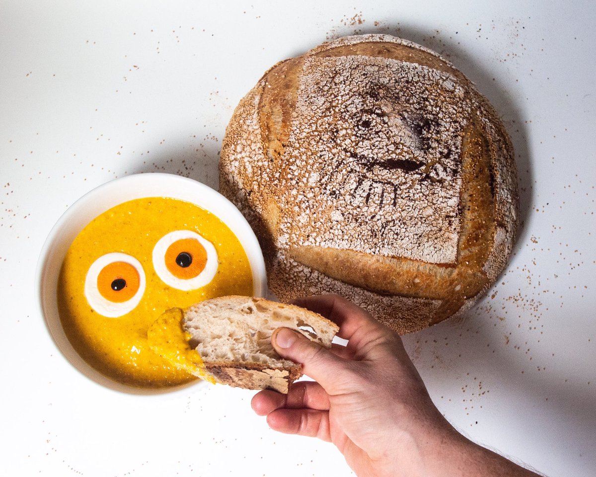TulipStKitchen's tweet photo. For June, our featured #AnimalBread was in honor of @grittynhl. The world is a little weird right now and Gritty was just the weirdo animal we wanted to celebrate. 

🔥Amaranth-coated Sourdough Boule and Orange Pepper Romesco Sauce 

🔥Cheddar Pretzels with Whiz

🔥Crêpes Suzette https://t.co/Rsp3j5cCXf