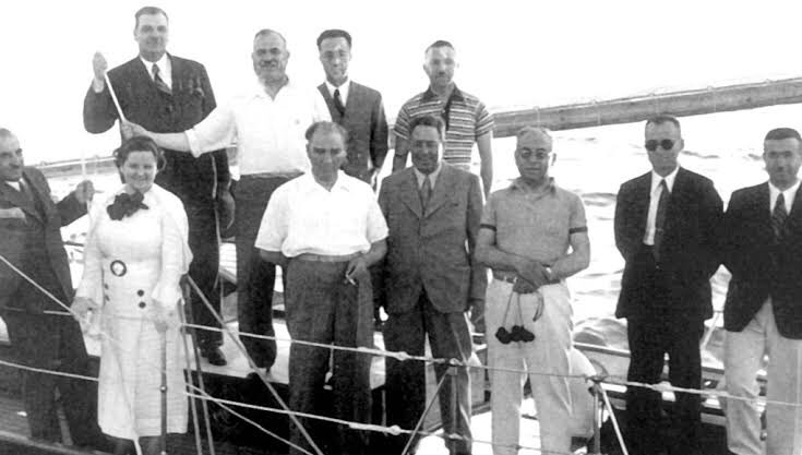 Denizcilik ve Kabotaj Bayramımız kutlu olsun. 

“Denizciliği, TÜRK’ün büyük milli ülküsü olarak benimsemeli ve az zamanda başarmalıyız.” 

Ulu Başbuğ Kutlu TÜRK Mustafa Kemal ATATÜRK