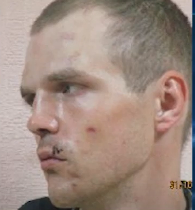 halyapuff's tweet photo. #Ukrainian partisan seized for the third time by #Russia controlled #Donbas militants
#FreeSinchenko  #LetMyPeopleGo  #Ukraine 
https://t.co/JI4mTwnVYo https://t.co/wbmd4prBOw