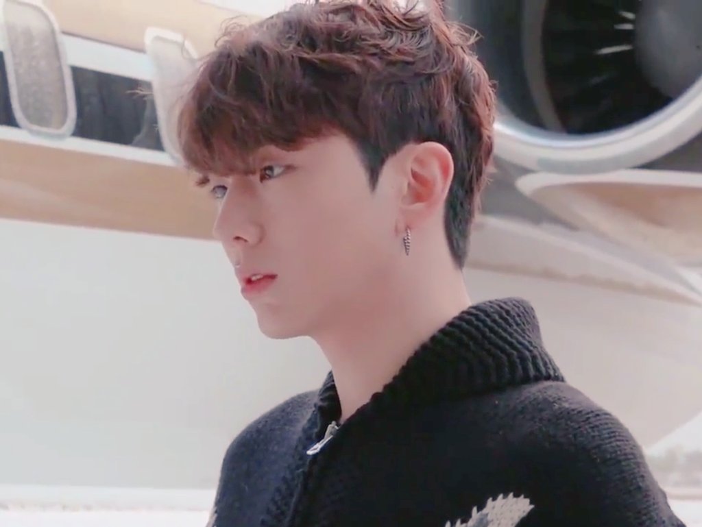 Kihyun side profile:an attractive thread 