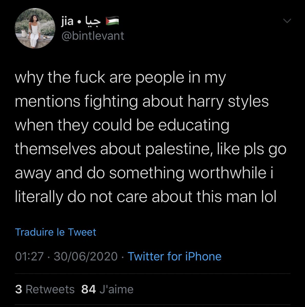 Harry Styles' fans dismissed Palestinian people and their voices and bullied a Palestinian person just to cover up and defend his Zionism.