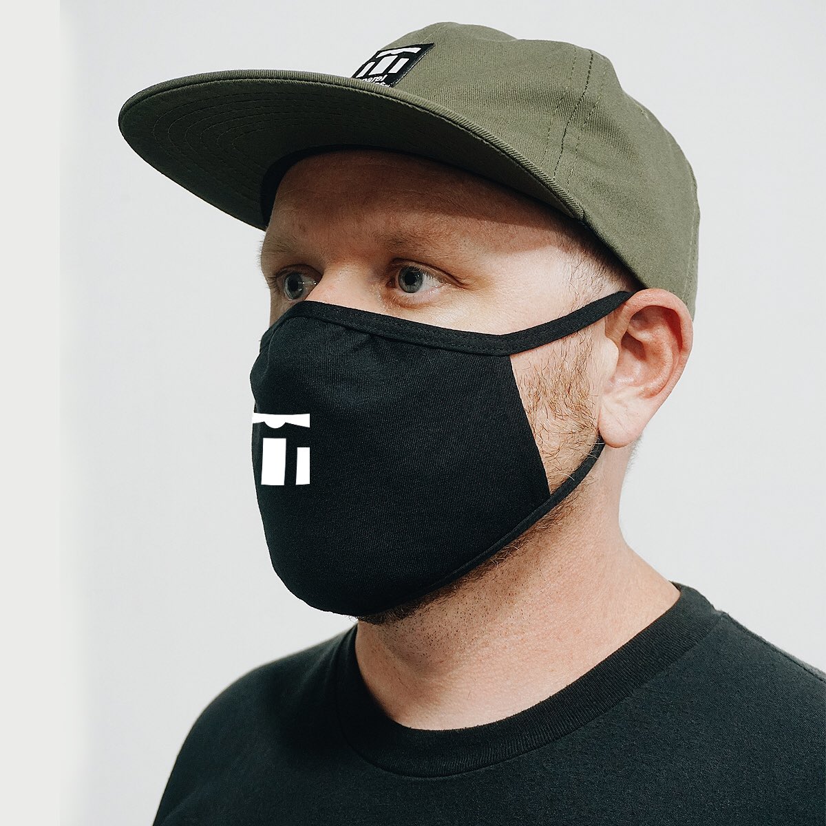 apparelgraphics's tweet image. Add your full color logo or design to our AG-COV20 2-Layer Reusable Face Mask.

Tailored to fit the contours of the nose and chin. Strategic shirring on nose and chin for a face-hugging fit. Fabric ear straps for ultimate comfort. Reusable. 

See more at apparelgraphics.com