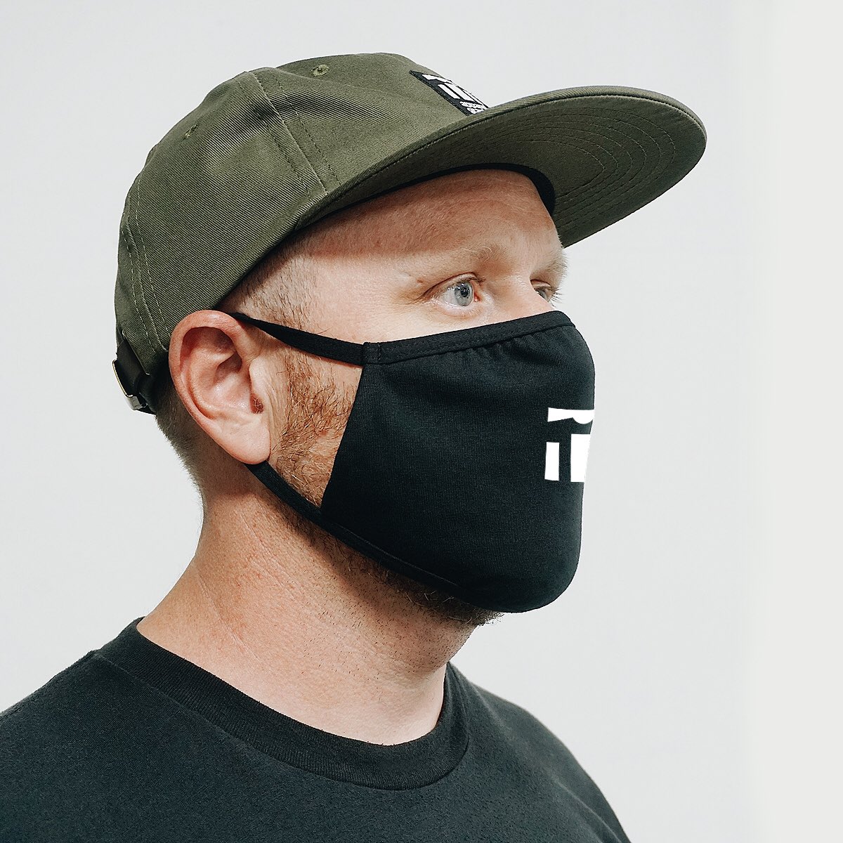 apparelgraphics's tweet image. Add your full color logo or design to our AG-COV20 2-Layer Reusable Face Mask.

Tailored to fit the contours of the nose and chin. Strategic shirring on nose and chin for a face-hugging fit. Fabric ear straps for ultimate comfort. Reusable. 

See more at apparelgraphics.com