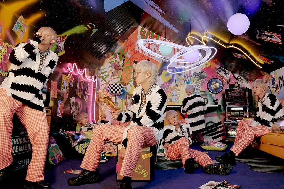 WORLDMUSICAWARD's tweet photo. #EXO_SC’s #Chanyeol Shares First Teaser Pics of His Much Awaited Comeback Album #1BillionViews With #Sehun Dropping July 13!👨‍🎤📸💿👨‍🎤💥1️⃣3️⃣🔥🌟🌟👑👑 @weareoneEXO #세훈_찬열 #SEHUN_CHANYEOL  #10억뷰 #세훈 
https://t.co/k7OWAlMthC https://t.co/ZwhYqGvQHg