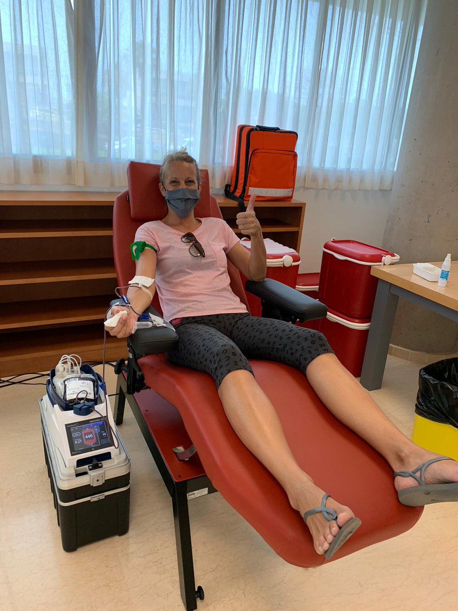 ichhCanarias's tweet photo. 📸 Mia es una donante habitual de las que nunca nos falla, siempre está ahí cuando la necesitamos, antes y después del estado de alarma. Hoy ha sido la primera en estrenar la nueva sala de donación en el #CDTCA Centro de Desarrollo Turístico Costa Adeje #Tenerife
❣️ Gracias, Mia https://t.co/wOyNJQ4ghY