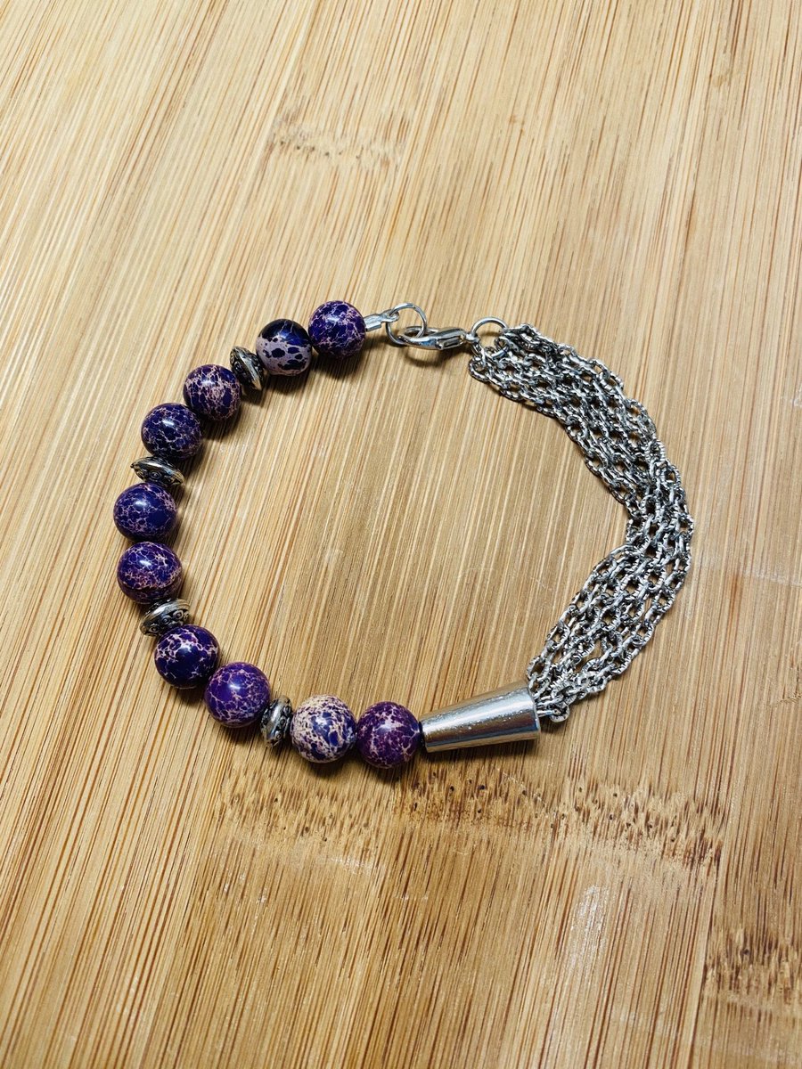 Excited to share my newest item from my #etsyshop: Feel the calm with this Purple Agate Stone Bracelet etsy.me/3dPcAfA
#purpleagate #stonebracelet #HappyWednesday #handmade #SmallBusiness #healingstones #ilovepurple