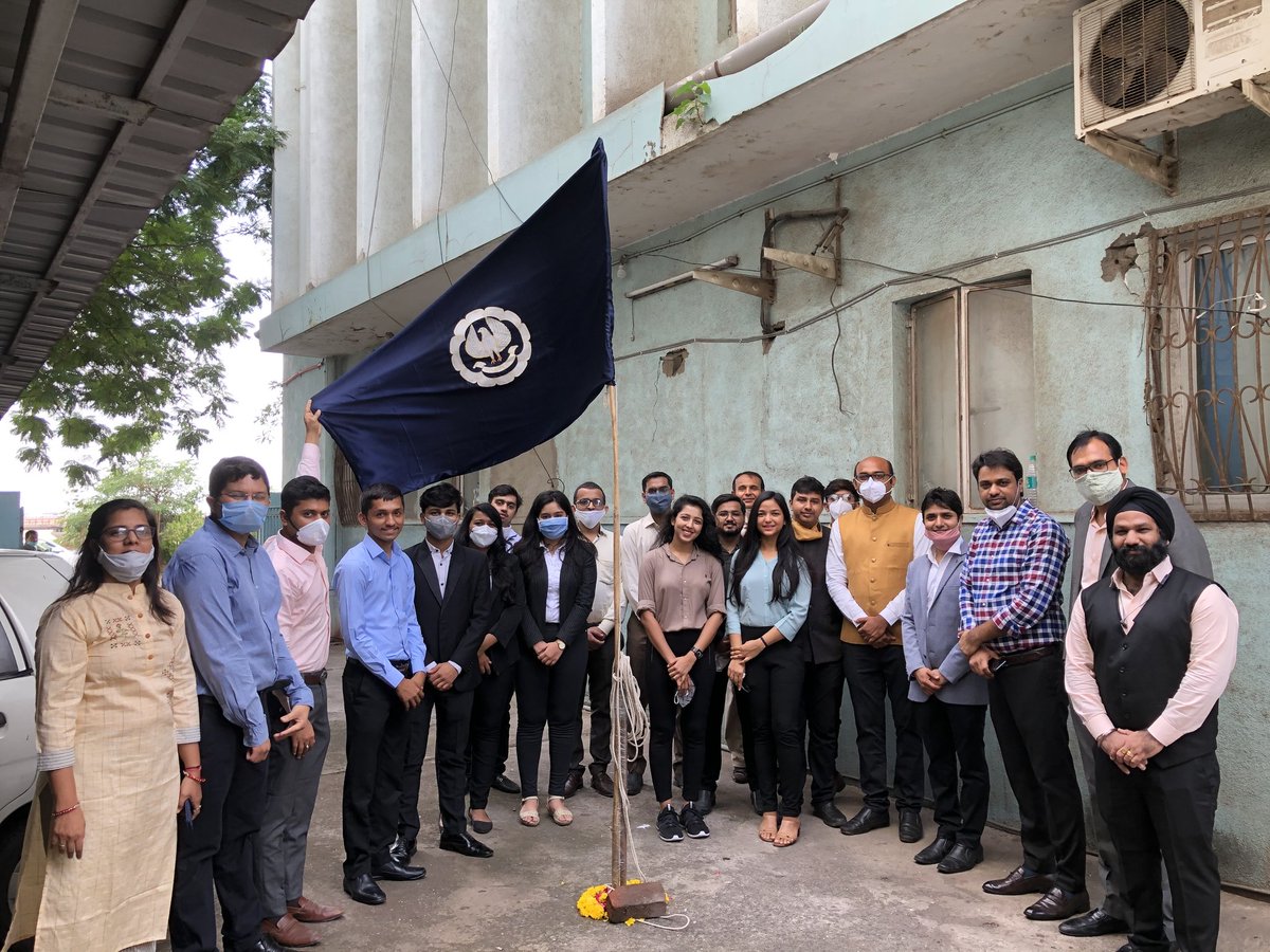 RudraChangawala's tweet photo. Wish you all Happy Chartered Accountants' Day from ICAI WIRC Surat Branch &amp; Surat WICASA 💫🙌🏻🤩

@theicai @theicaibos
#CAday2020 
#1stJuly https://t.co/EWVWn12Lmm