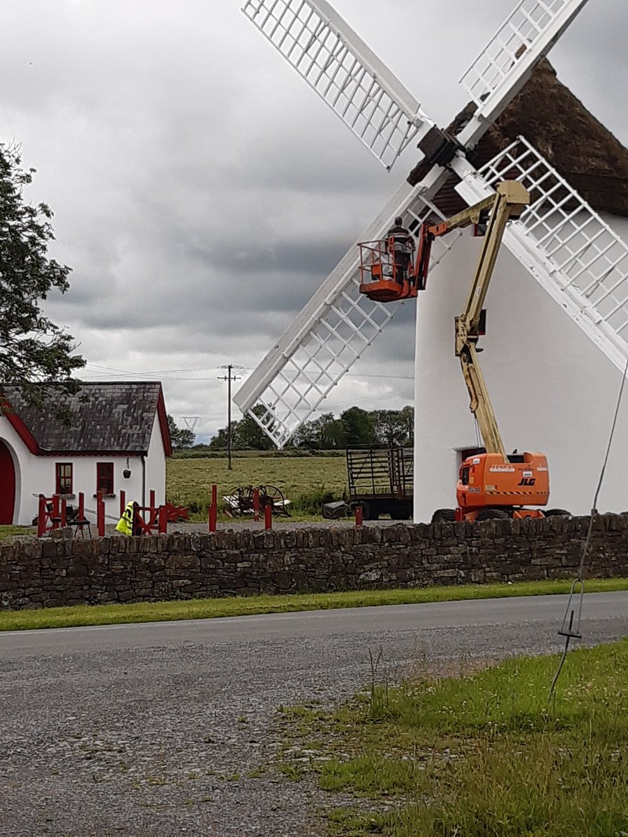 #ElphinWindmill getting a bit of a makeover..ahead of #GlobalRossieDay? Watch out for it on July 5th as @AnomalyRonan will feature alongside this national treasure. #Roscommon #GlobalIrish