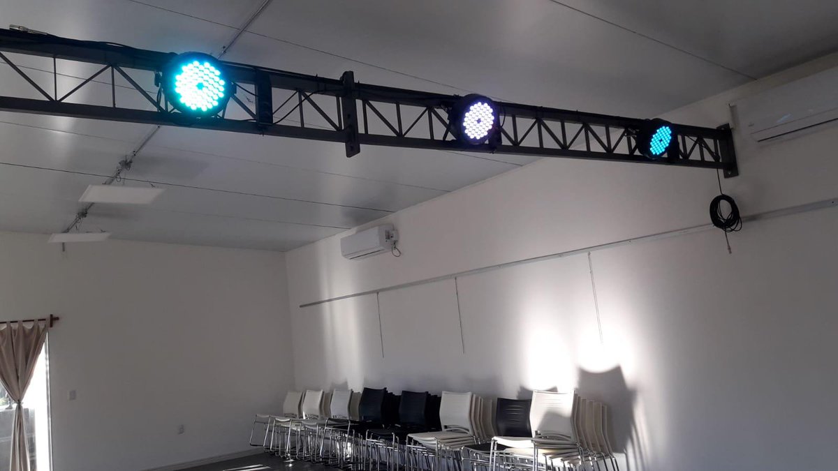 GobiernoRocha's tweet photo. #18deJulio
#Proyecta2019
Comisión de Apoyo al #CentroCultural José "Pepe" Ramagli a través de los fondos de participación ciudadana incorporó amplificación, iluminación, cortinas y escenario al espacio cultural de la localidad.
#Juntos #RochaCrece en descentralización cultural. https://t.co/zfClStG0cd