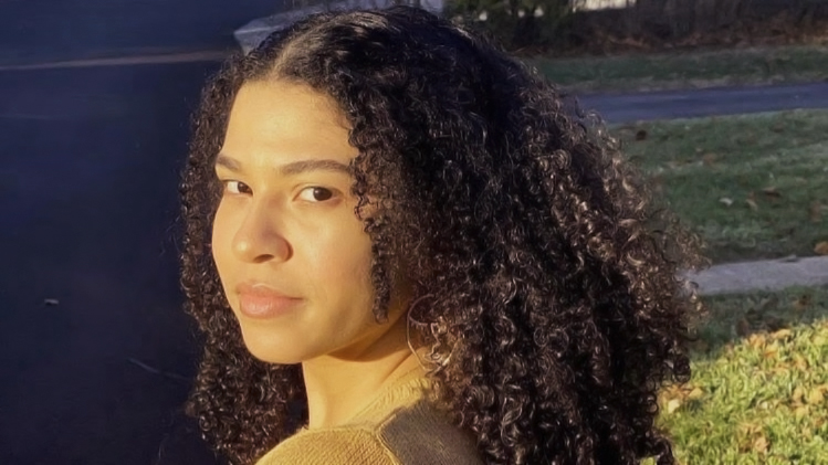 RICNews's tweet photo. We ❤️ when RIC students & @RICAlumni connect: Like when English major Jailene Perez found her calling while interning remotely for @elysepressmajor '93 at Providence Media, publishers of @PVDMonthly, @SO_RImag, @HeyRhody, @TheBayMag, et al.
https://t.co/4utUFdfgnw
#RICNews https://t.co/QFYHJkjgXZ