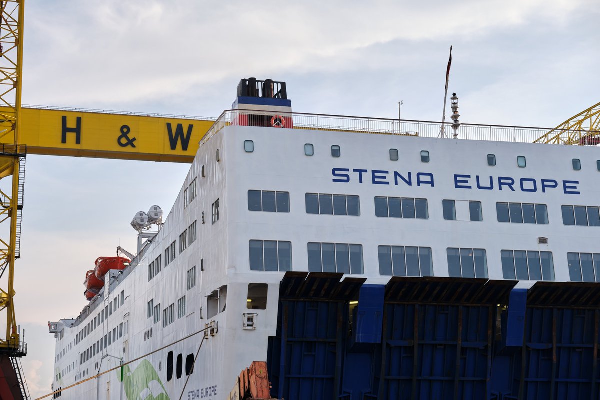 StenaLine's tweet photo. Some great photos here of the Stena Europe arriving in the iconic @Harland_Wolff1 shipyard for her annual makeover. @StenaLineUKIE #ferrygood https://t.co/Gr78erto7R