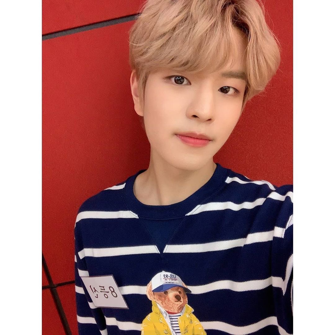 StrayKidsGlobal's tweet photo. [200701 IG UPDATE]

Trans:
“ㅋㄱㅋㄱㅋㄱㅋㄱㅋㄱㅋㄱㅋㄱㅋ😭😭
An enjoyable filming although it was embarrassing!!
#SeungStagram #Finding_StrayKids”

@Stray_Kids #StrayKids #스트레이키즈 #STAY #GOLIVE #GO生 #神메뉴 #GodsMenu https://t.co/RR1meBqt9a