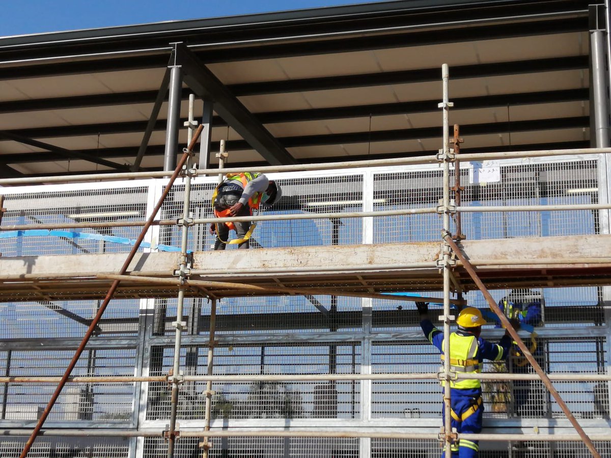 ArtMyJozi's tweet photo. We have flight!
Remember the laser-cut birds that the artists were working on in Tipper? They are now being installed against the swimming pool mesh screen in Paterson Park south!
#ArtMyJozi #TheTrinitySession #JDA #PatersonPark #OrangeGrove #PlaceMakingThroughArt https://t.co/RPZO78wrWM