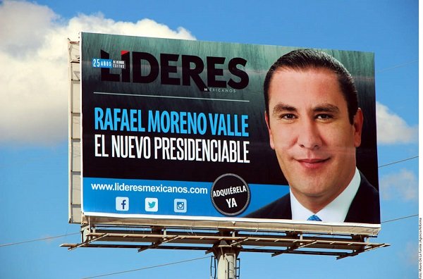 gomezcarlos79's tweet photo. Hoy en la columna #Contrastes: 
#ReformaElectoral: el fin de la #mañosa estrategia de #propangada #morenovallista con #revistas, #espectaculares y transporte público:  https://t.co/gQdRVh3bVT https://t.co/NSfB0zm3q5