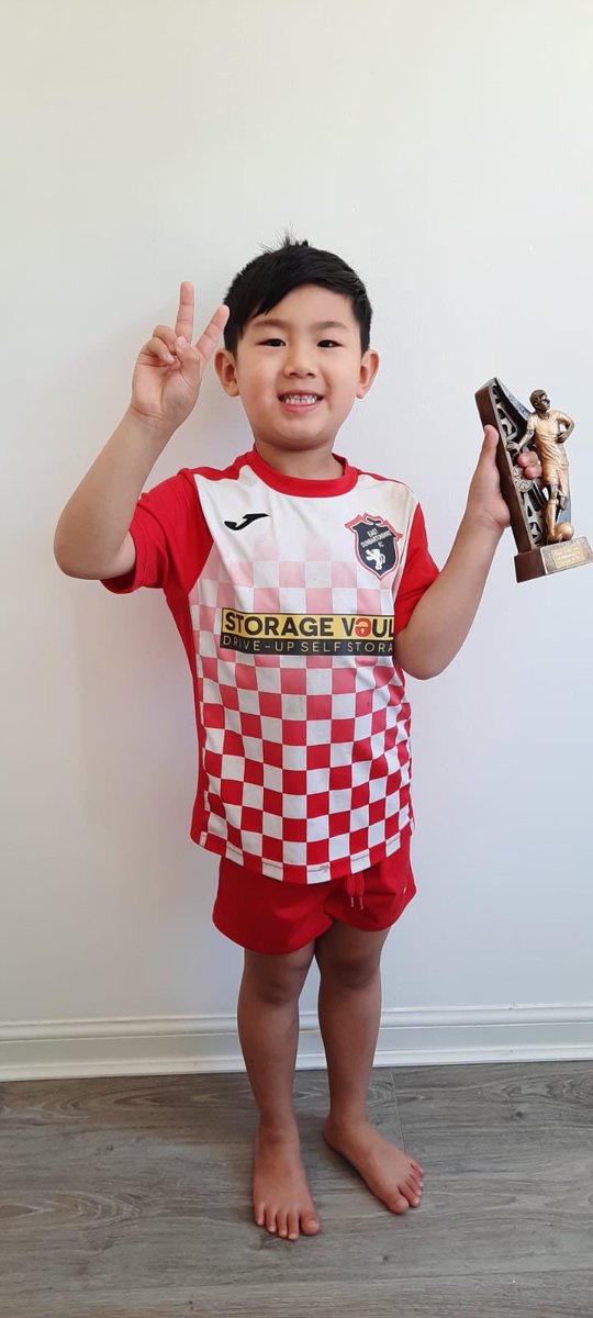 EDFC2012's tweet image. Congratulations to the fun 4s player of the season Logan