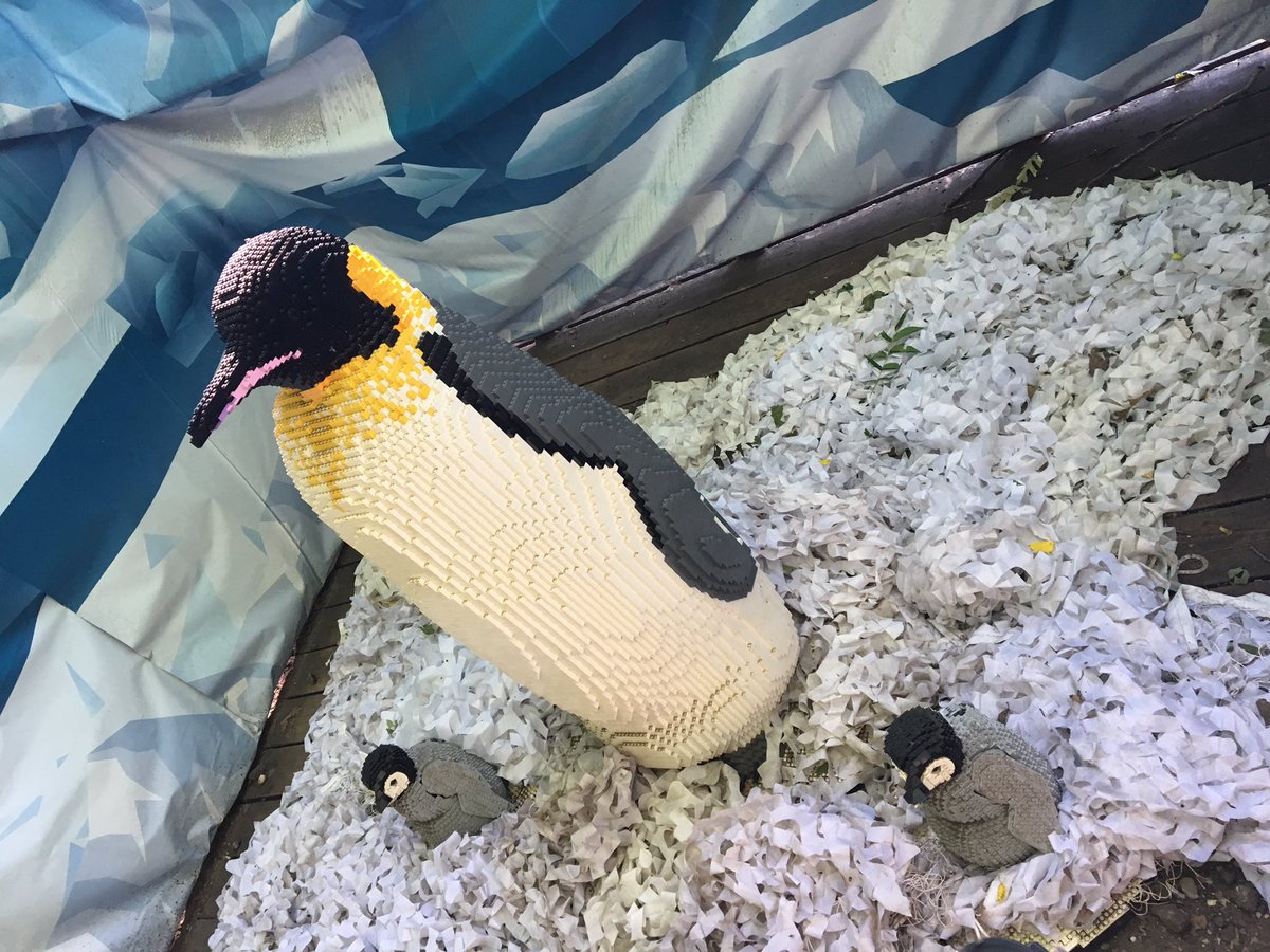 dailystem's tweet photo. If you’re near Grand Rapids, check out the animals (both real &amp; LEGO) at @JBZOOGR!
#STEM #parenting #makerspace https://t.co/nbMsrvzc8j