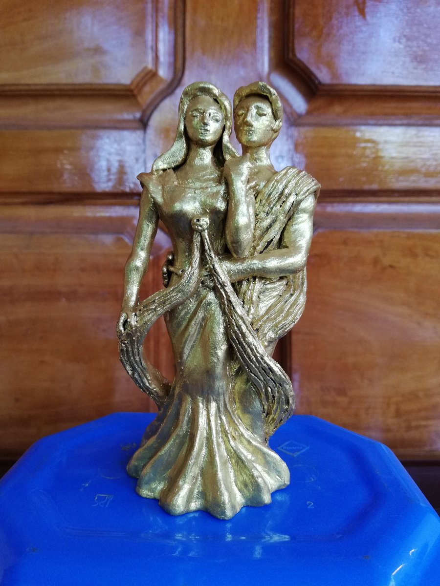 PraveenElango4's tweet photo. #couple_statue ❤️❤️

Made up of Natural clay
Time taken - 3 1/2 hours

Comment your suggestions 😅

#couple #couples #couplestatue #statue #statues #StatueArt #art #artwork #artworks #artworker #clay #naturalclay #claywork #clayworks #craft https://t.co/ObNm9A0oDm