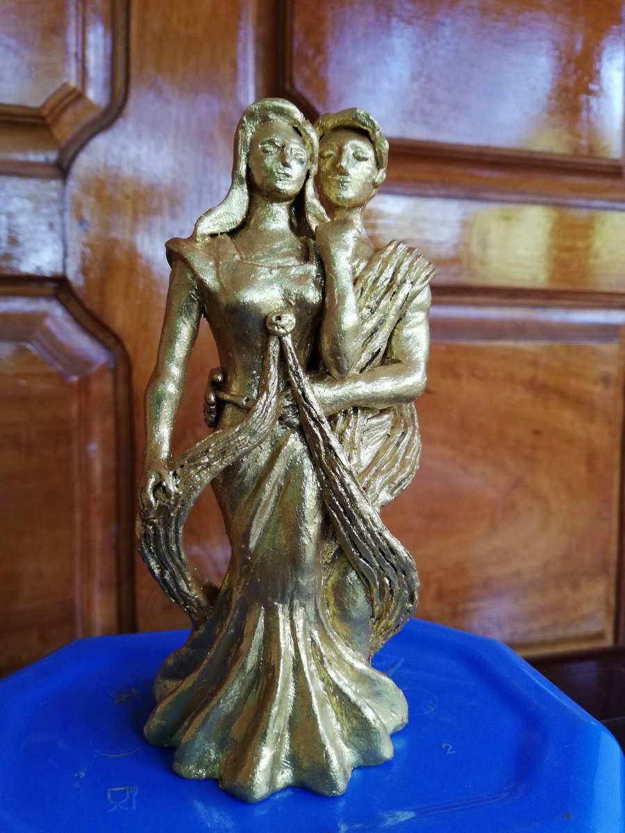 PraveenElango4's tweet photo. #couple_statue ❤️❤️

Made up of Natural clay
Time taken - 3 1/2 hours

Comment your suggestions 😅

#couple #couples #couplestatue #statue #statues #StatueArt #art #artwork #artworks #artworker #clay #naturalclay #claywork #clayworks #craft https://t.co/ObNm9A0oDm