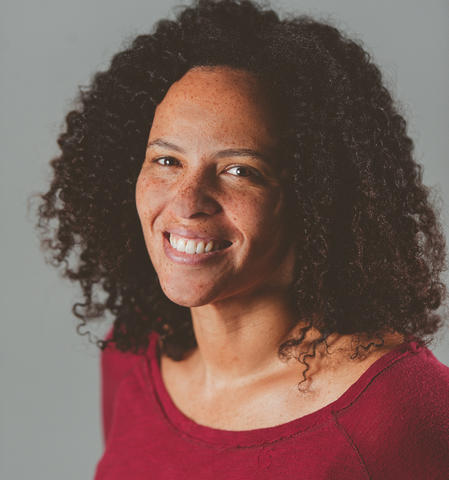 DiversifyChem's tweet photo. #365DiversifyChem #178 is Prof. Raychelle Burks (@DrRubidium) from American University. An analytical chemist and #scicomm superstar, a recent paper describes an informal education outreach program called SciPop Talks. https://t.co/LuSGMHBzi3 https://t.co/FW4IOLkcdZ