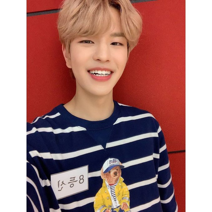 straykidsempire's tweet photo. [200701] ▪️ Stray Kids Instagram Güncellemesi 

“ㅋㄱㅋㄱㅋㄱㅋㄱㅋㄱㅋㄱㅋㄱㅋ😭😭
Utanç verici olsa bile zevkli bir çekimdi!!
#SeungStagram #Finding_StrayKids”

#StrayKids #스트레이키즈 @Stray_Kids #GO生 #GOLIVE #神메뉴 #GodsMenu https://t.co/fdbUmqcAvv