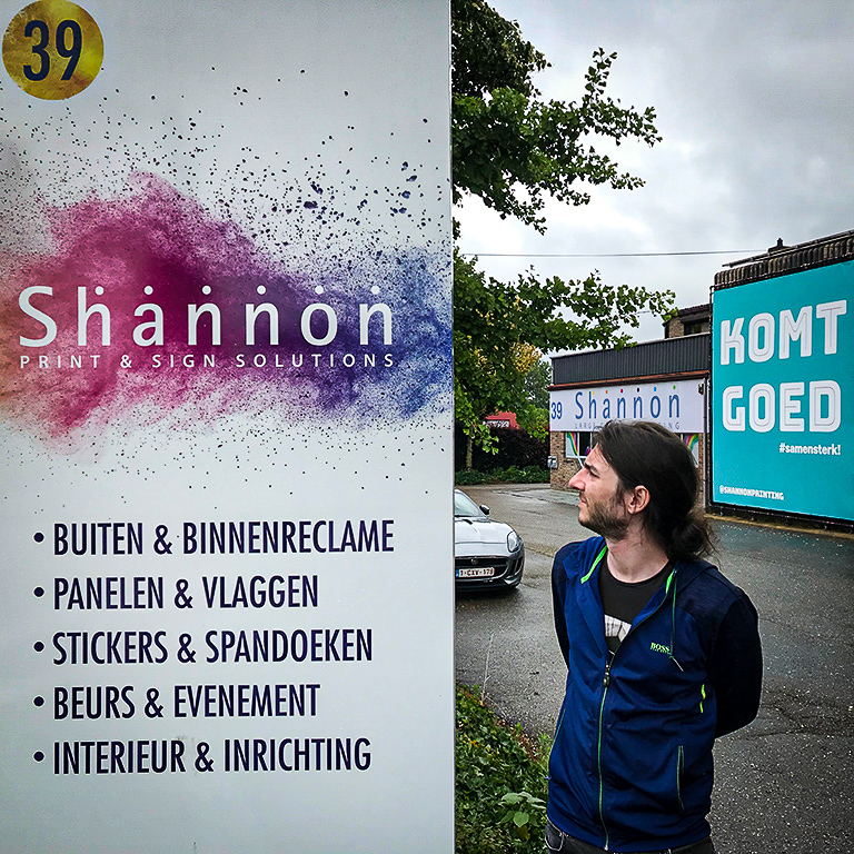 korulo's tweet photo. Even wat inspiratie opdoen bij shannon 🧠✨
Bedankt voor de interessante rondleiding! 👊 https://t.co/NrMOP040Uh