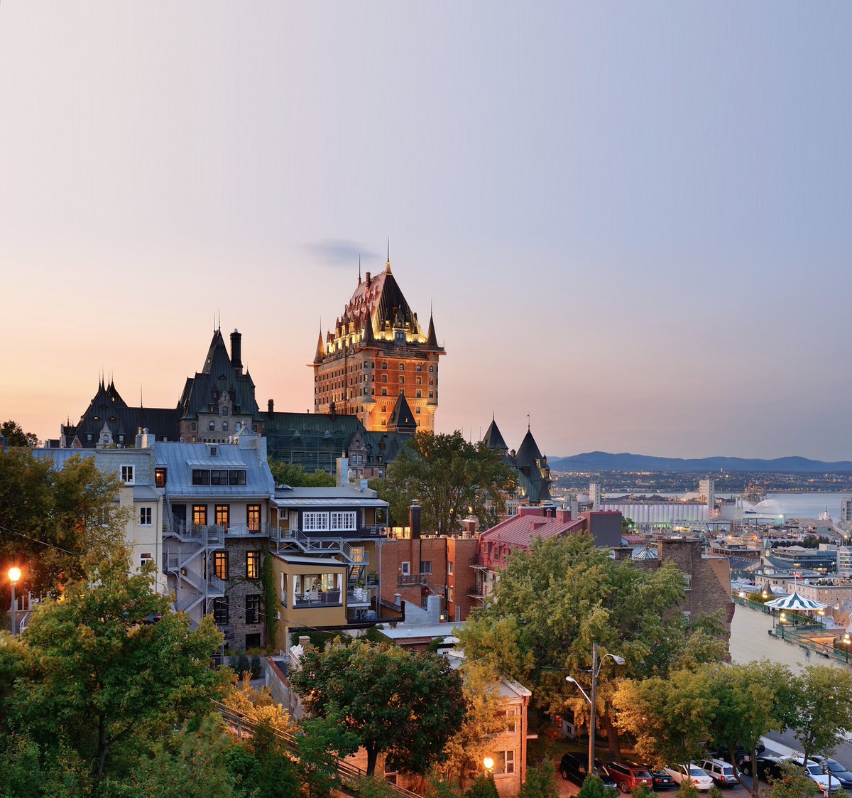 TrafalgarCanada's tweet photo. Happy #CanadaDay! 🇨🇦 @TrafalgarCanada is thrilled to announce the launch of its ‘Near Not Far Limited Series’ of guided vacations, welcoming the return of travel in Canadians’ backyards. Click the link below to discover the three new domestic trips! 🍁 https://t.co/vPPRBmpPcg https://t.co/w82aKy4wPh