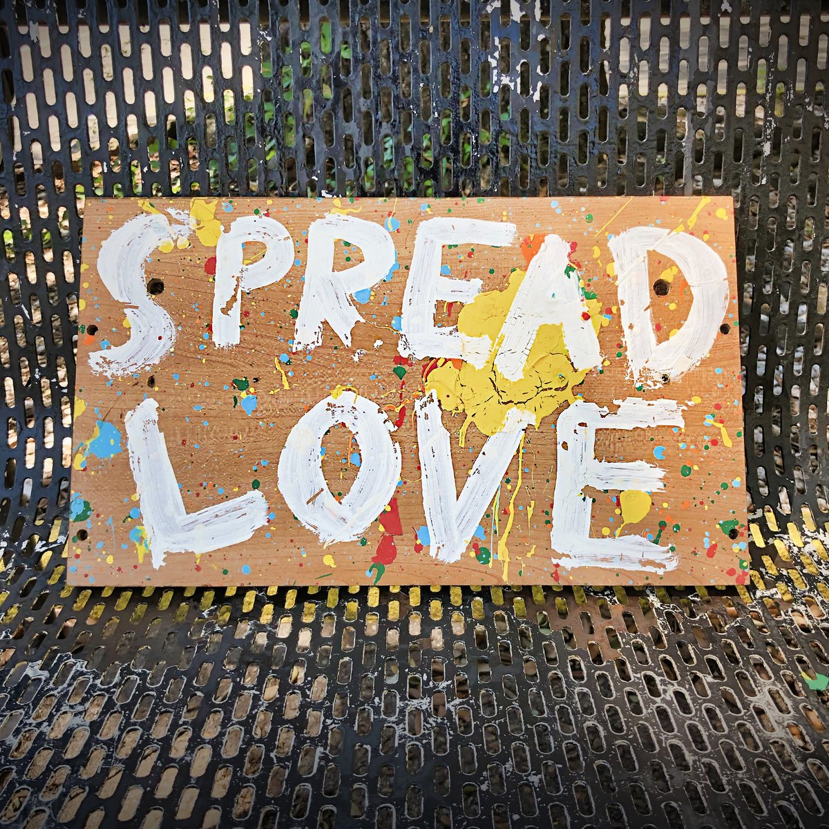 NOLAPlaces's tweet photo. Seen on a bench outside of @Tipitinas  - Spread Love.
Plus - check out their sale online with some really cool merchandise — including their new Banana Bandana's with the world famous Tip's logo, and Note: Tip's is available for private events. #tipitinas #neworleans #nolaplaces https://t.co/k5mbzQfpws