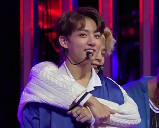 jikookarchive's tweet photo. jimin and his cute big giant baby https://t.co/UVVVHhGAXM