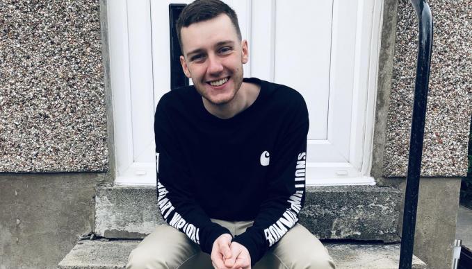 SAEinstituteUK's tweet photo. SAE Glasgow #MusicBusiness graduate Michael Young has launched his own artist management company: @Fifty1mgmt. We caught up with him to learn how he set it up and see how he's weathered some of the challenges posed by Covid-19. Read the interview 🎸👉  https://t.co/K4dWFdSaAd https://t.co/24GoR1AGgL