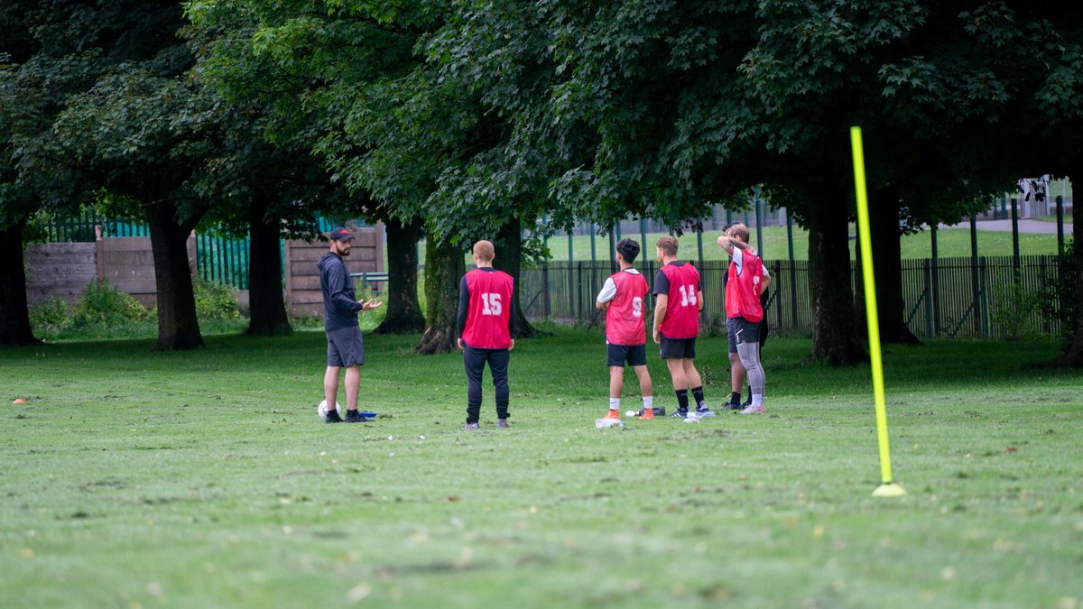 PaddockAcademy's tweet photo. Great training session yesterday - same again tomorrow! 👊
#PaddockFC https://t.co/en3gT5DlVx
