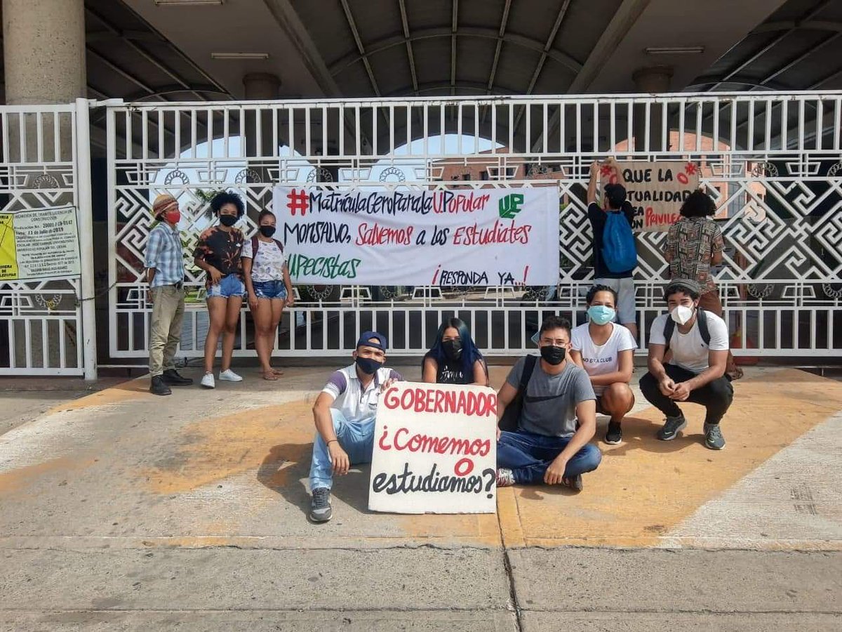 ACEU_Valledupar's tweet photo. #MatriculaCeroUpc
Un grupo de estudiantes de la UPC se toman la universidad de forma pacifica como mecanismo de presión para exigir presupuesto para la matrícula cero y garantías académicas para todxs lxs estudiantes de esta universidad. https://t.co/25sJ1sljXh