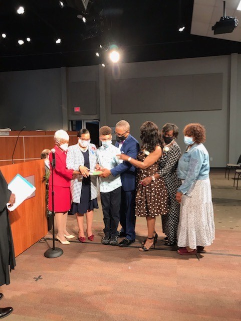 DeKalbSchools's tweet photo. Mrs. Watson-Harris took her oath of office this morning presided by Judge Adams and alongside her family. Please join us in welcoming our new superintendent! https://t.co/xt2knjmUHy