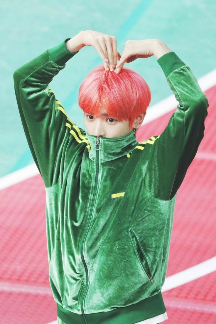 _____jj7's tweet photo. #HAPPYTAEYONGDAY https://t.co/oV1A7GpjFT