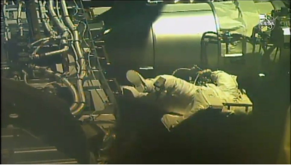 genejm29's tweet photo. #NASA #ISS #EXP63 #EVA229 #EVA66 - You can see Bob Behnken at an H-Fixture for removal, this was one of those "nice to have" tasks ahead of the work on the 3b Power Channel. https://t.co/MvD7hkxVd7