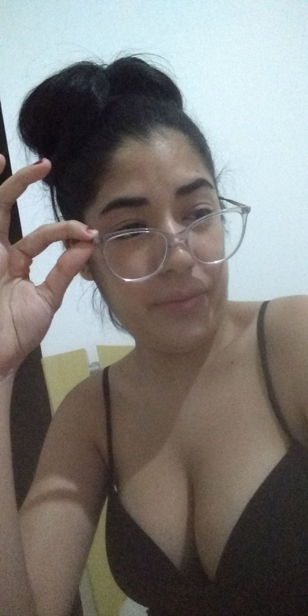 maricdn_'s tweet photo. 4_fotos_aleatorias.pdf https://t.co/rxliK5mvcV