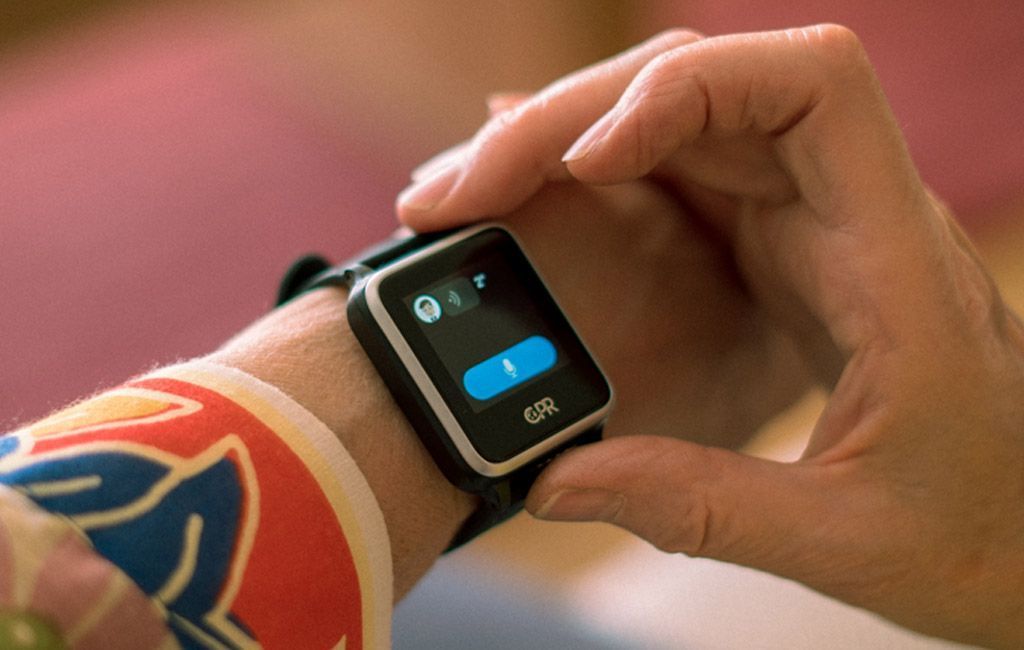 Imagine being able to call for help from your watch if you fell when out and about. Our new personal alarm watch lets you do exactly that, and a lot more.
taking.care/pages/personal… 
#telecare #TEC #ageingwell